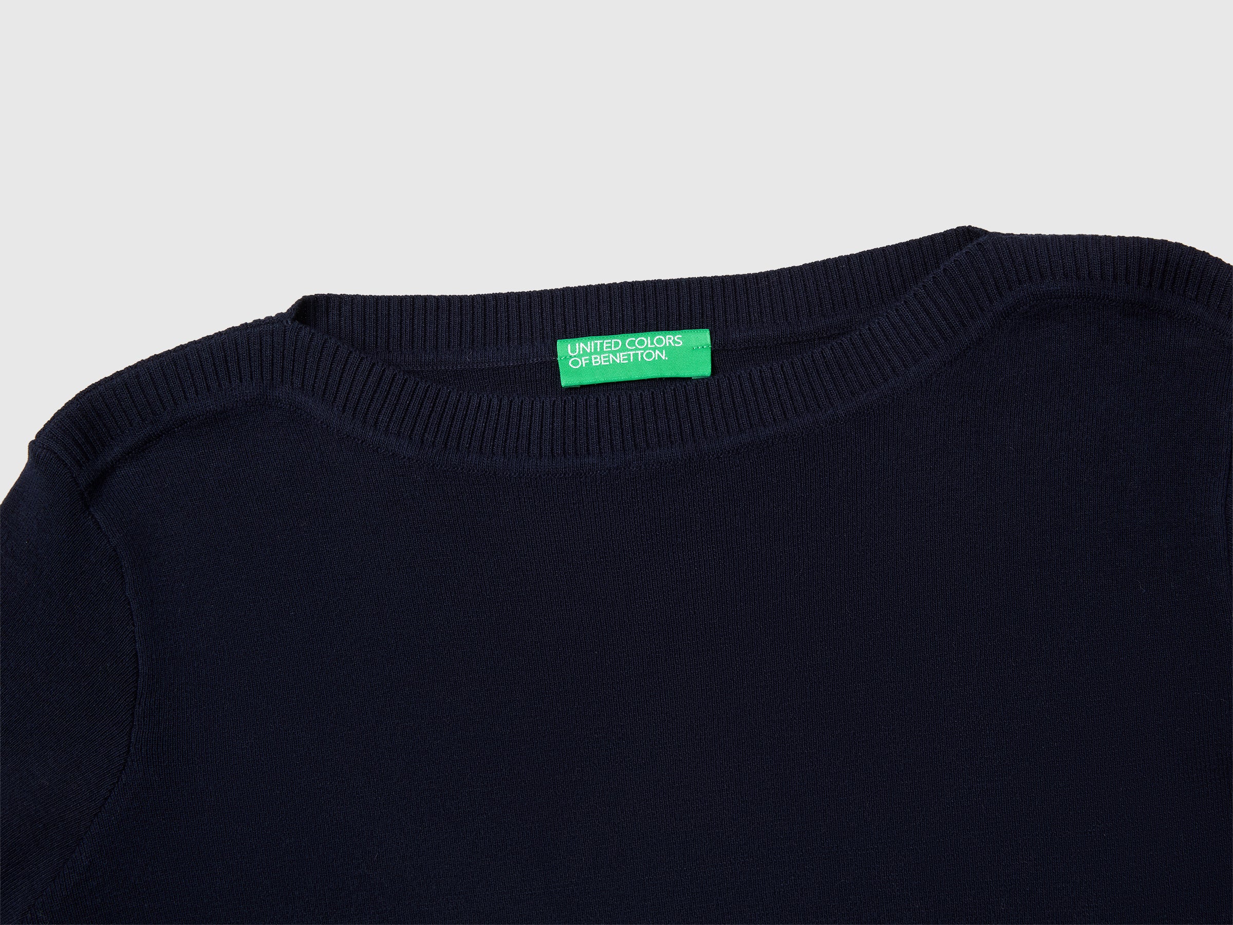 Dark blue sweater with boat neck - ucb_image_DS1