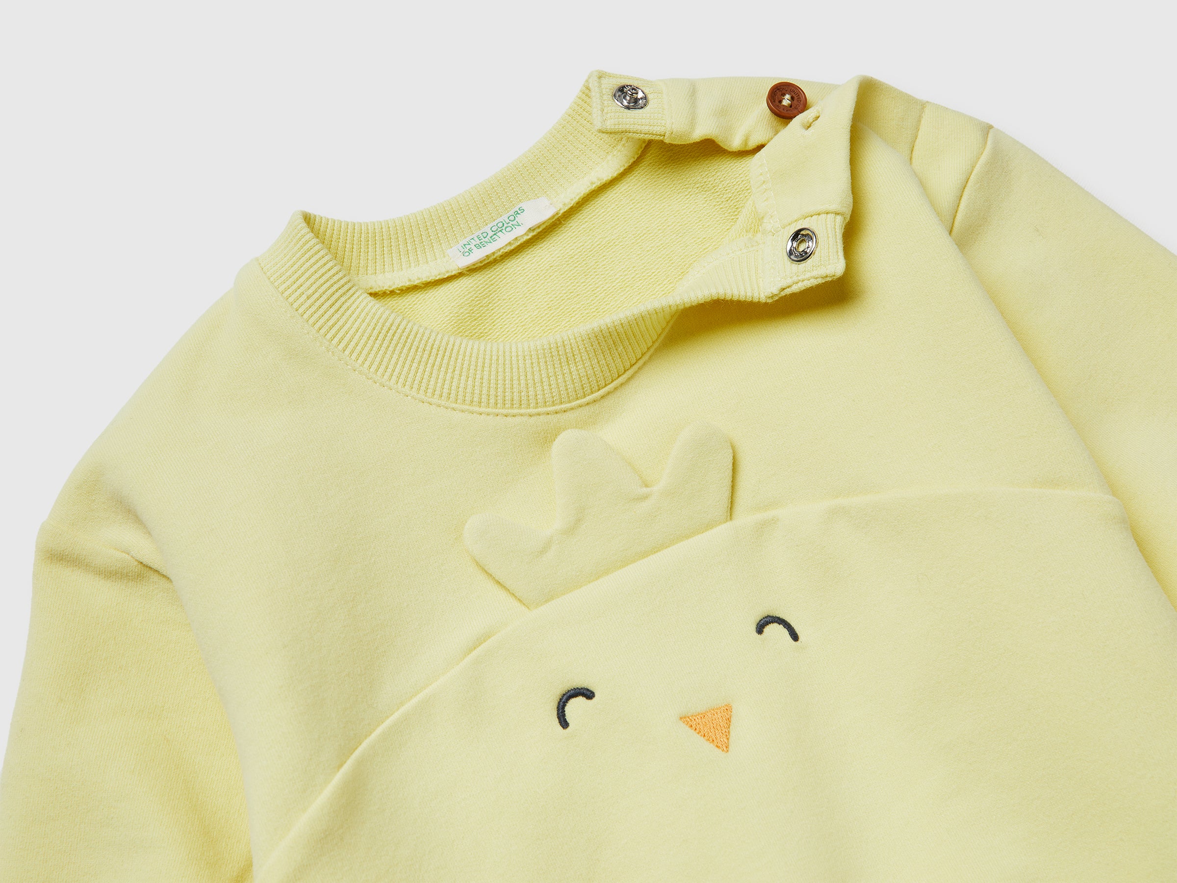 Sweatshirt with embroidery and patches - ucb_image_DS1