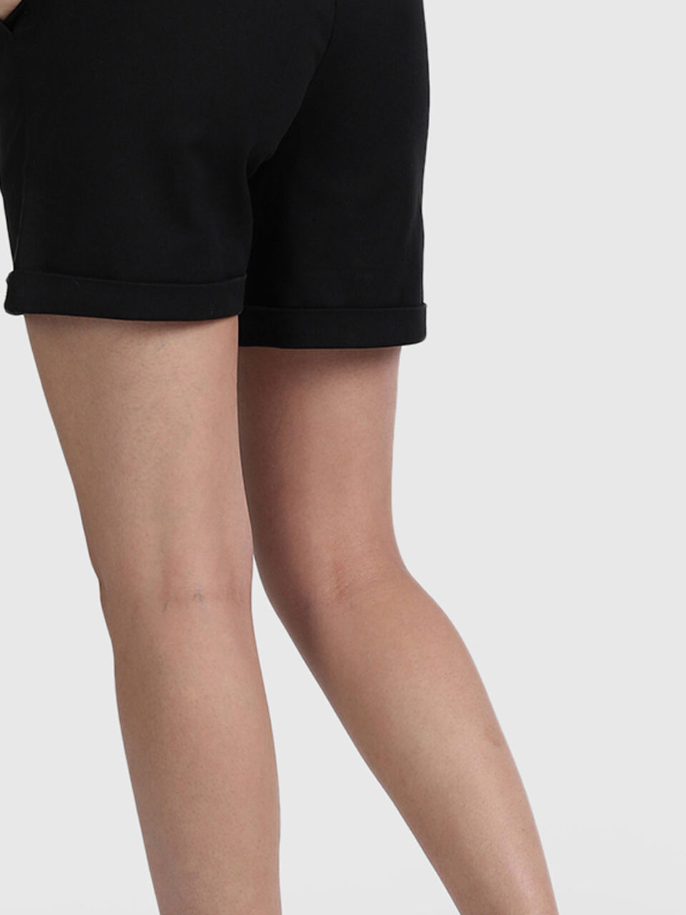 Cotton Lycra Shorts in Solid Colour image number null