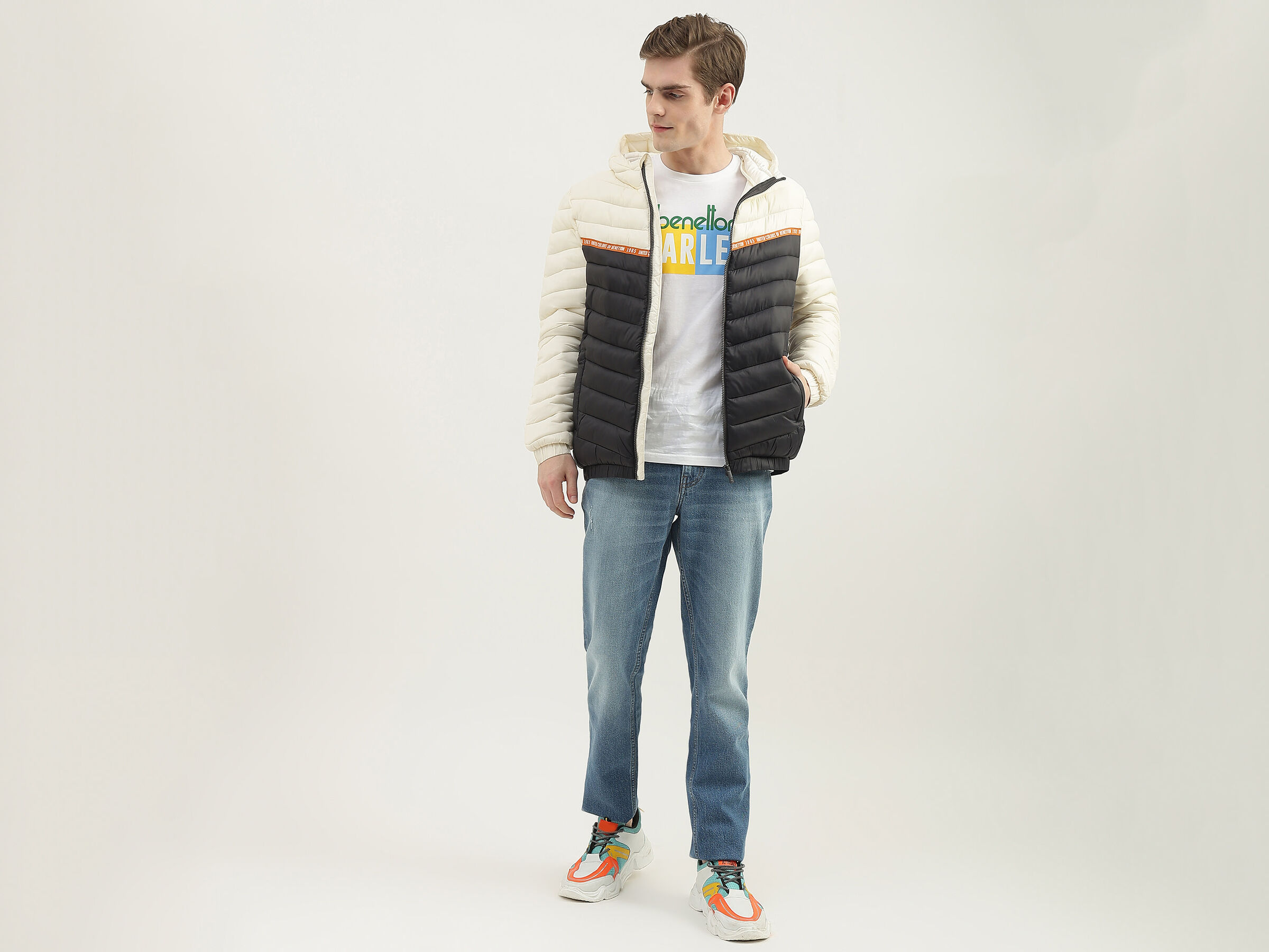 CHEVRON COLOR BLOCK PUFFER JACKET image number 3