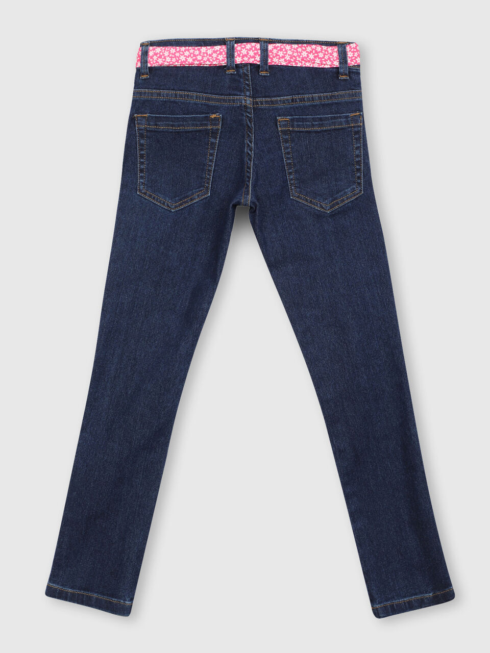 Basic denim with belt image number 2