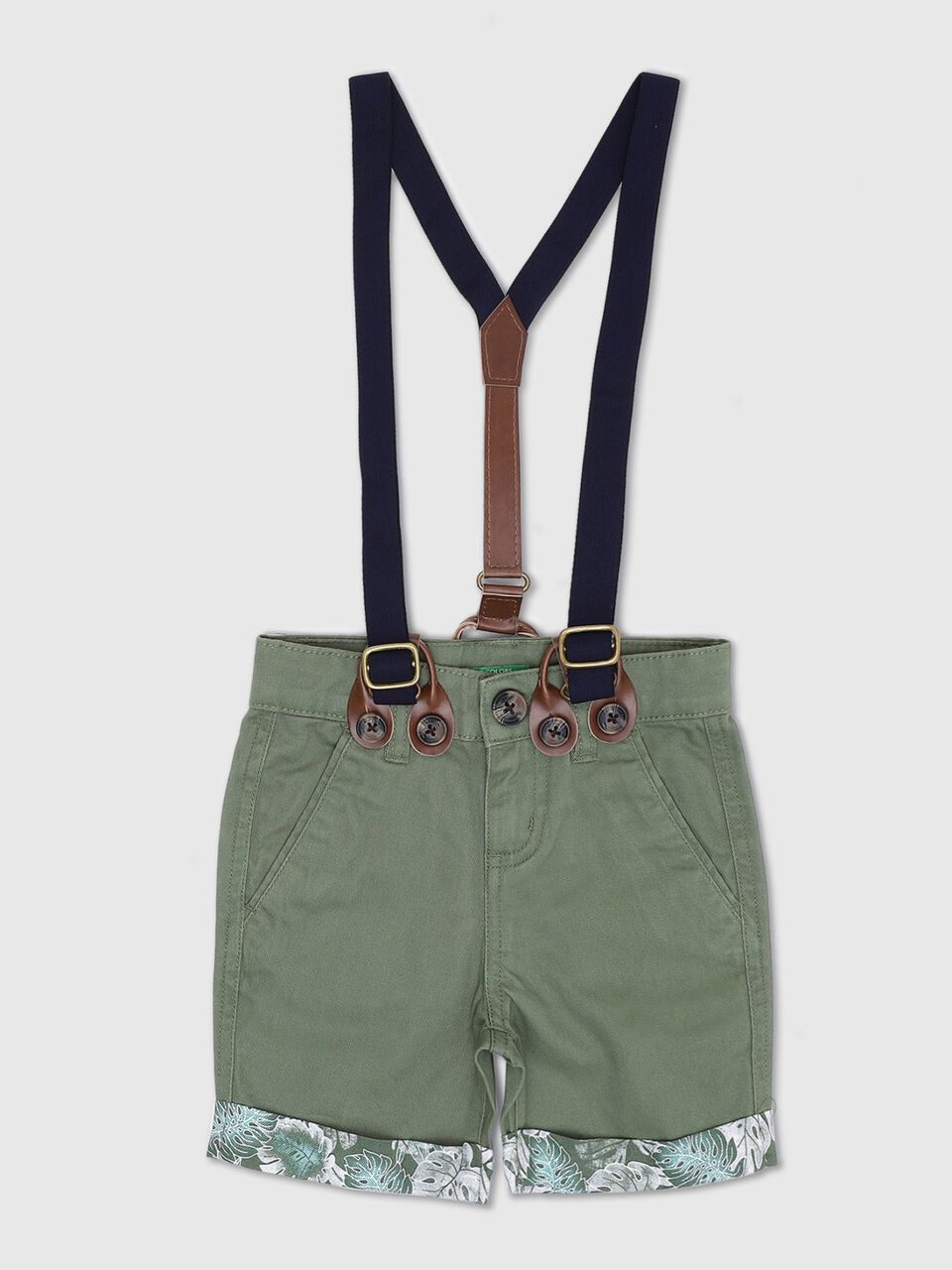 Printed Roll Up Shorts With Suspender image number 1