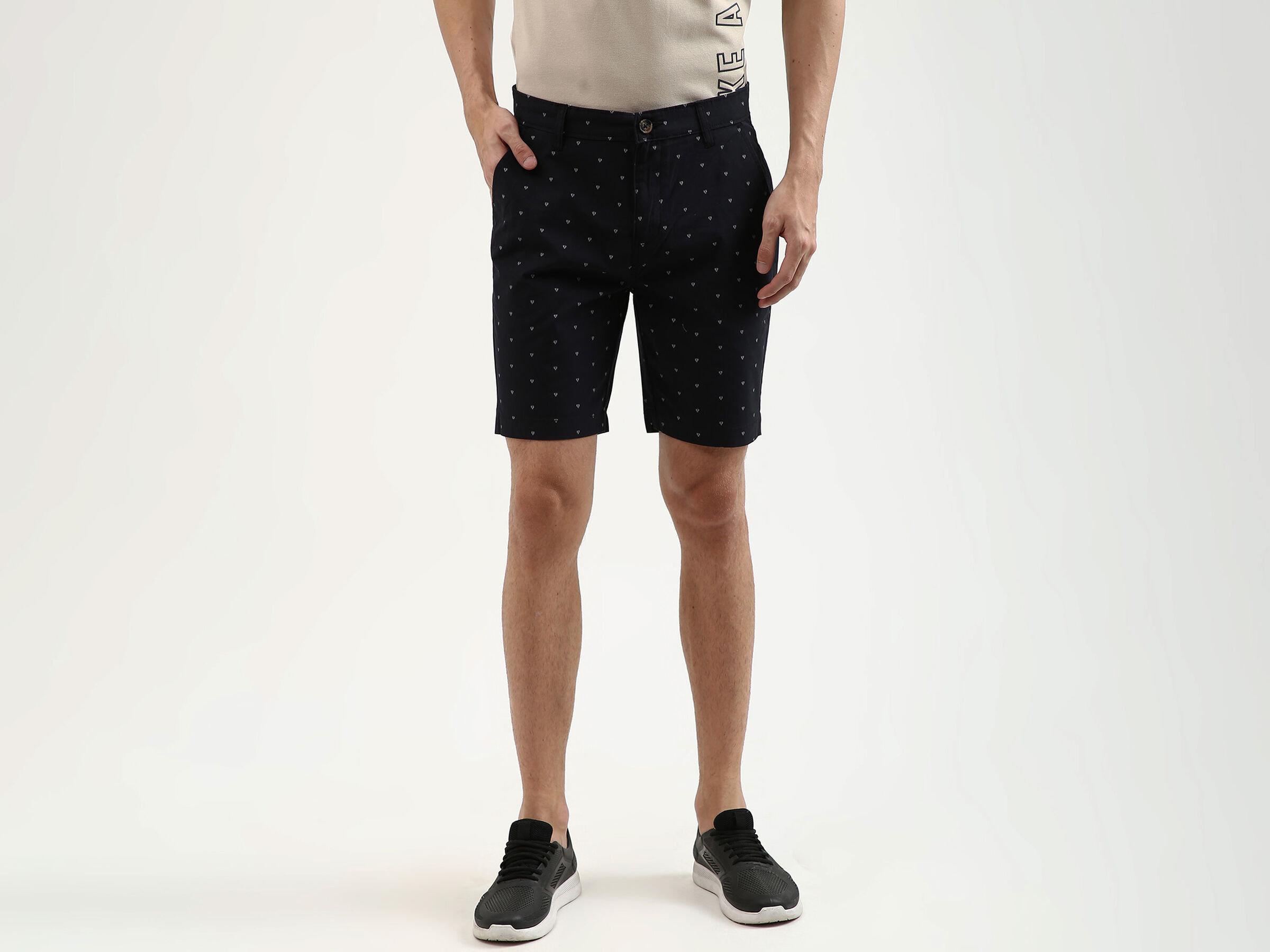Slim Fit 2 Triangle Printed Shorts image number 0