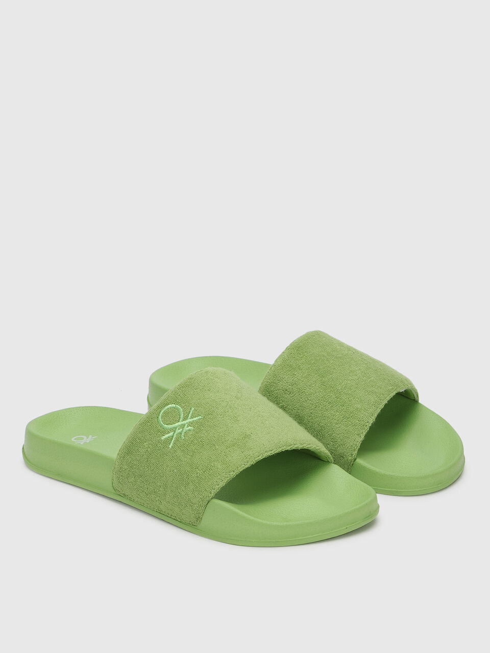 LOUNGE SLIDE image number null