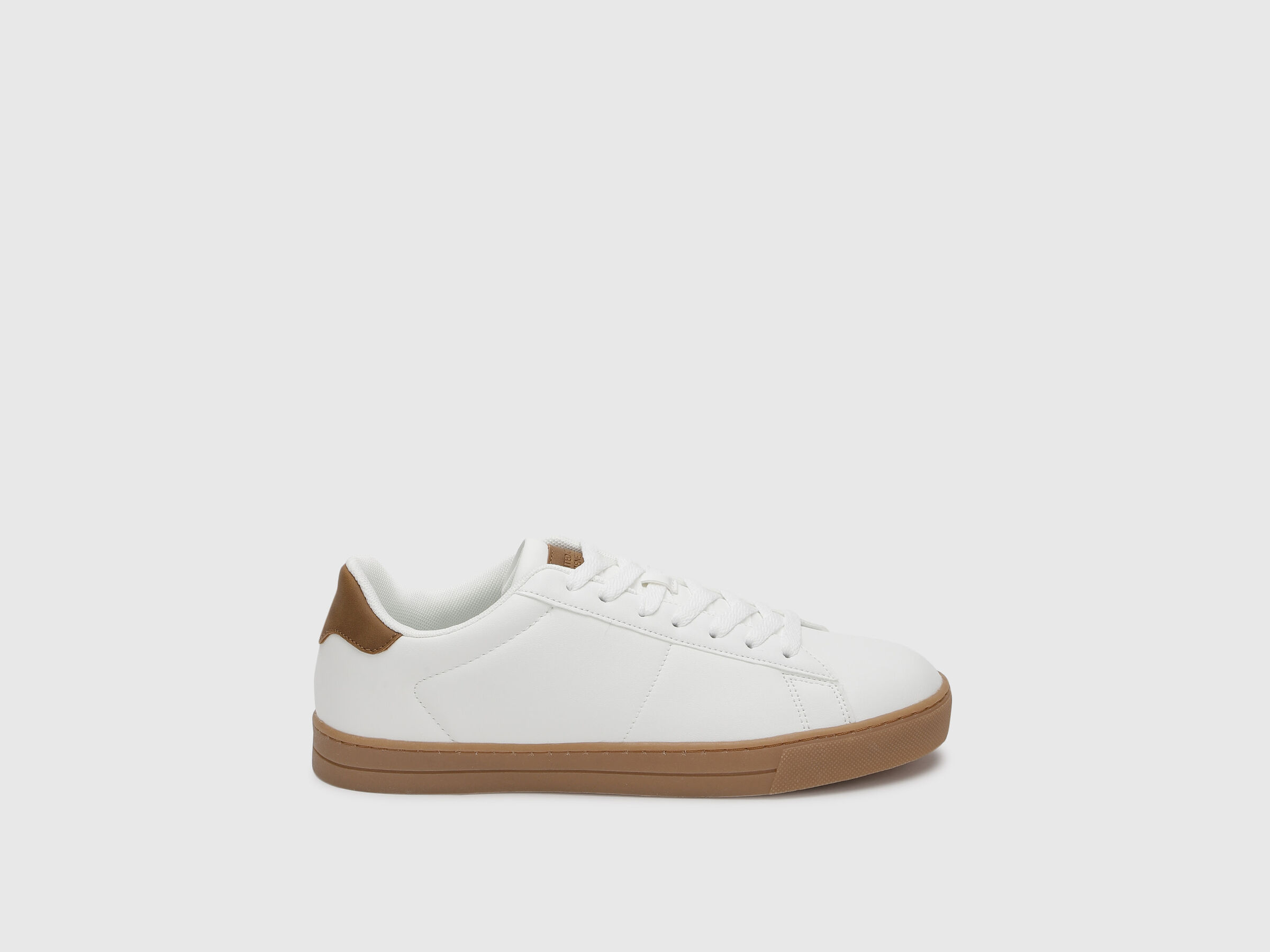 SNEAKER WITH DECO STITC image number 0