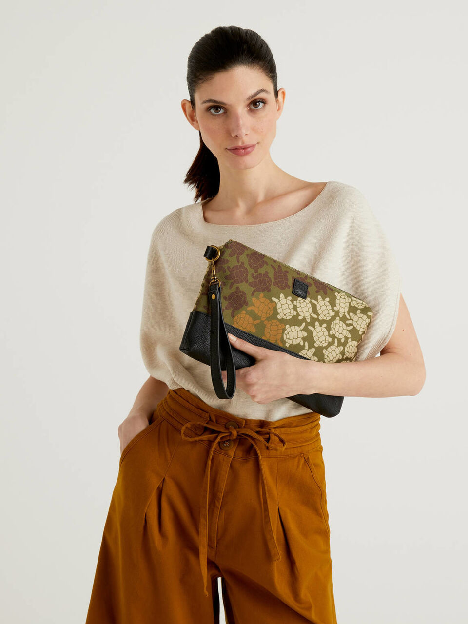 Clutch aus Canvas image number 2