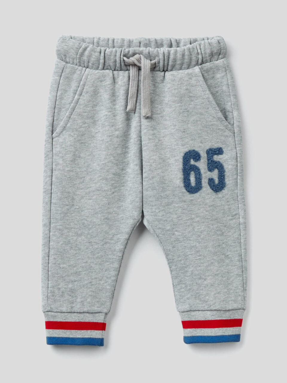Pantalon en molleton avec broderie image number 1