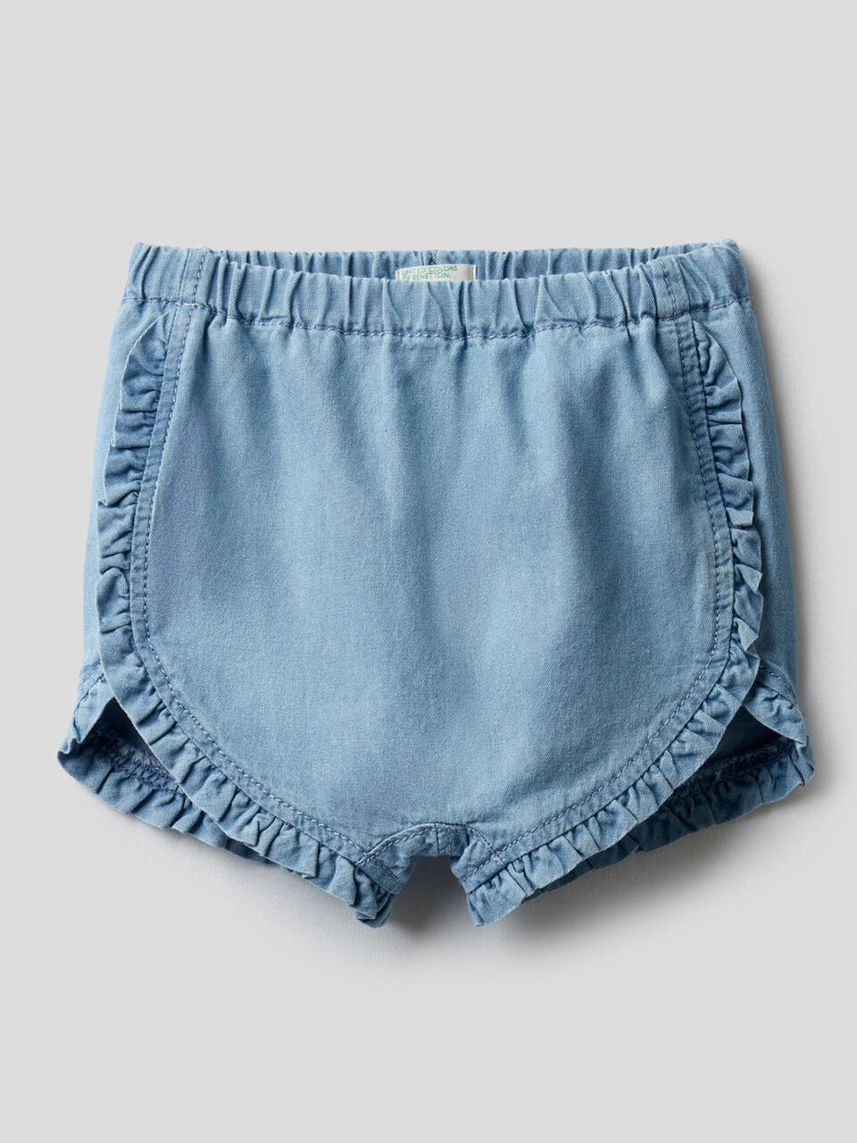 Shorts mit Rüschen image number 1