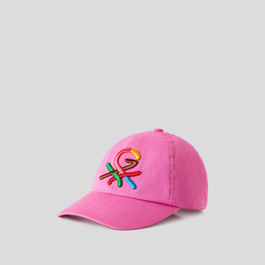 Mütze in Fuchsia mit aufgesticktem Logo by Ghali