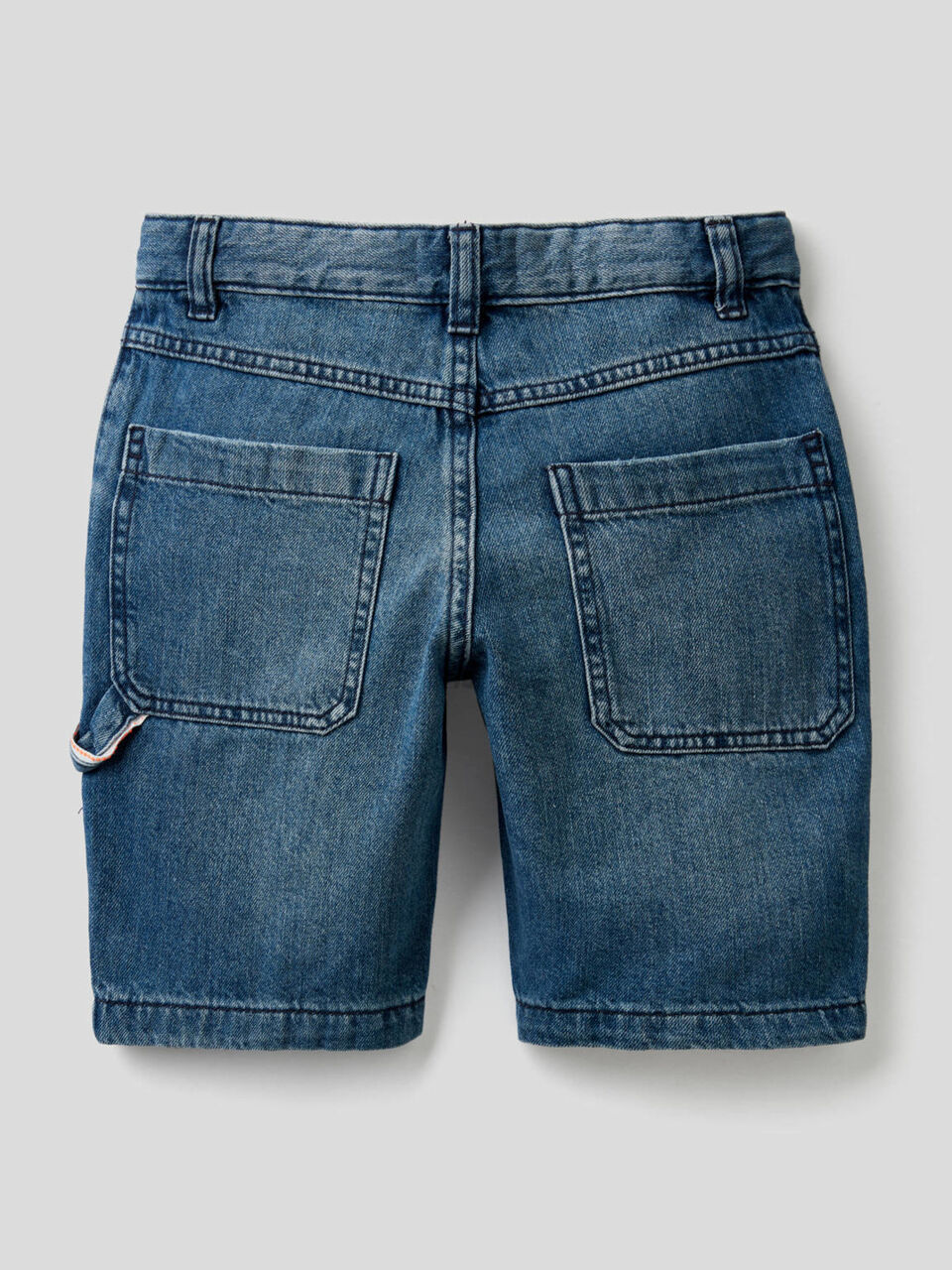 Kurze Hose aus Denim in 100% Baumwolle image number 2