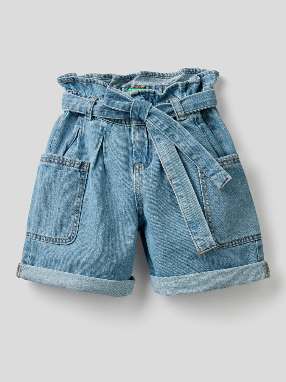 Shorts aus Denim in reiner Baumwolle image number 1