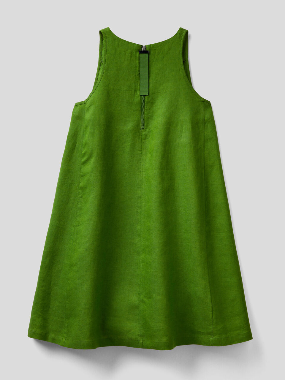 Sleeveless 100% linen dress image number 2