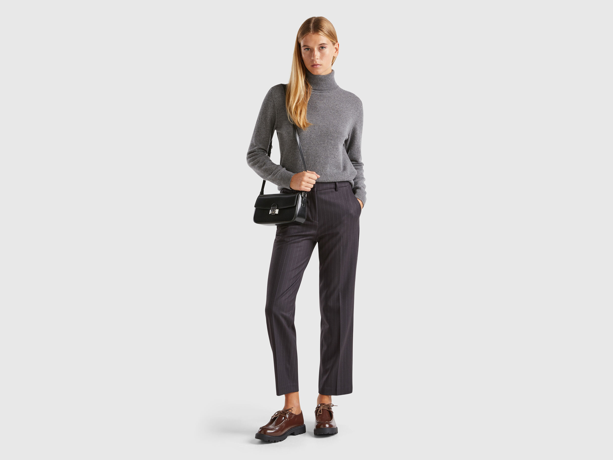 Pantaloni Regular Donna Nuova Collezione Online