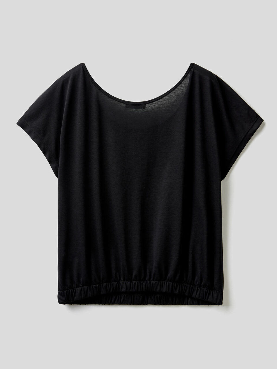Blouse fluide avec encolure ronde image number 2