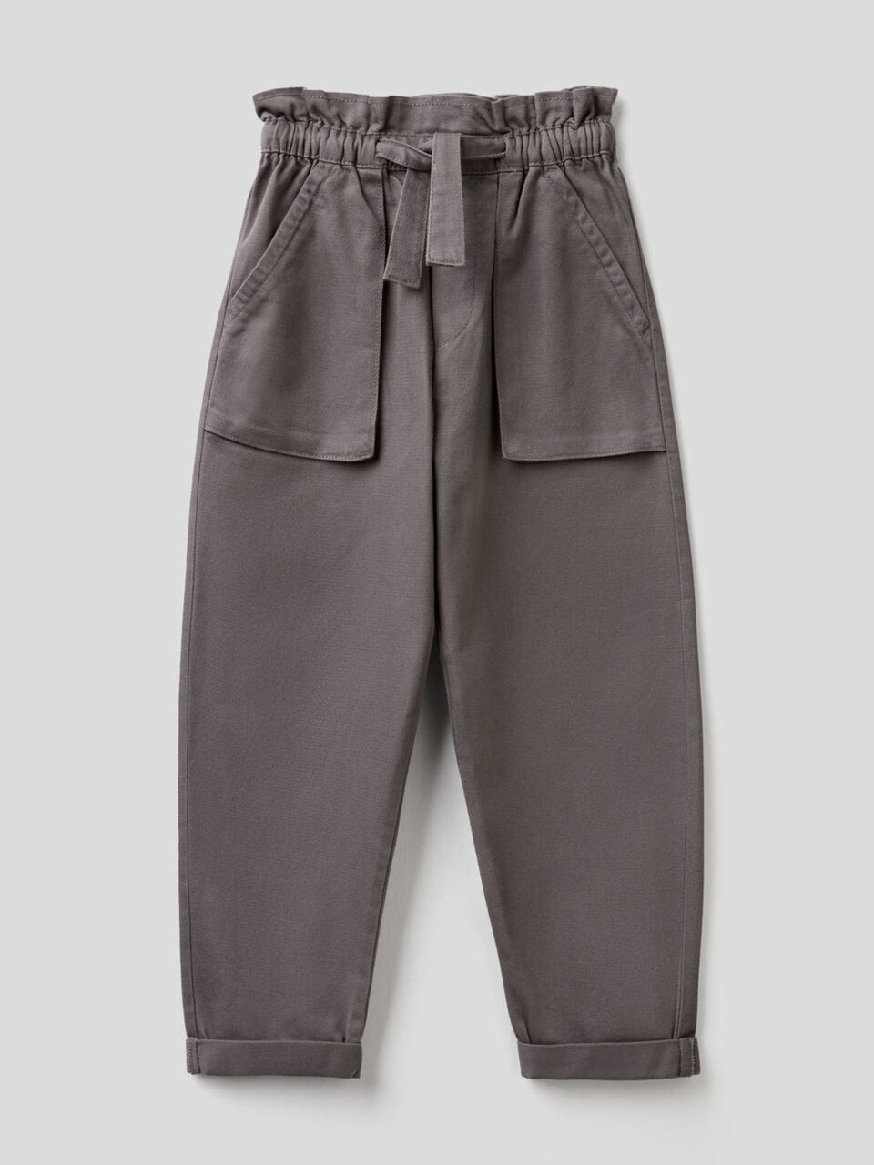 Trousers with maxi pockets image number 1