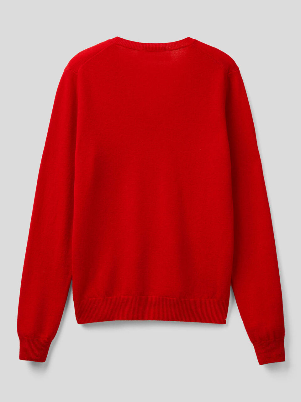 Pull avec col en V en pure laine vierge image number 2