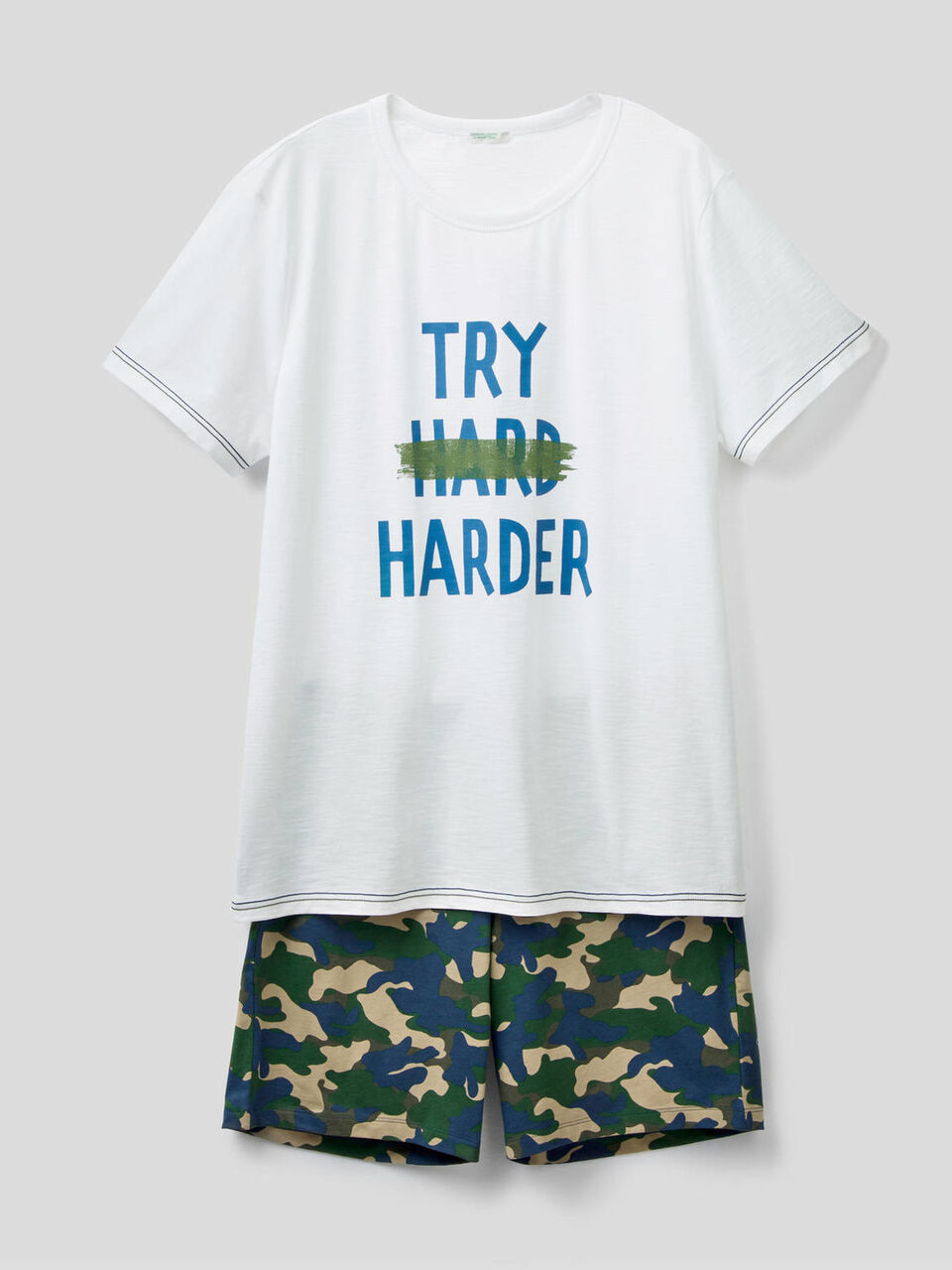 Pigiama t-shirt e bermuda image number 1