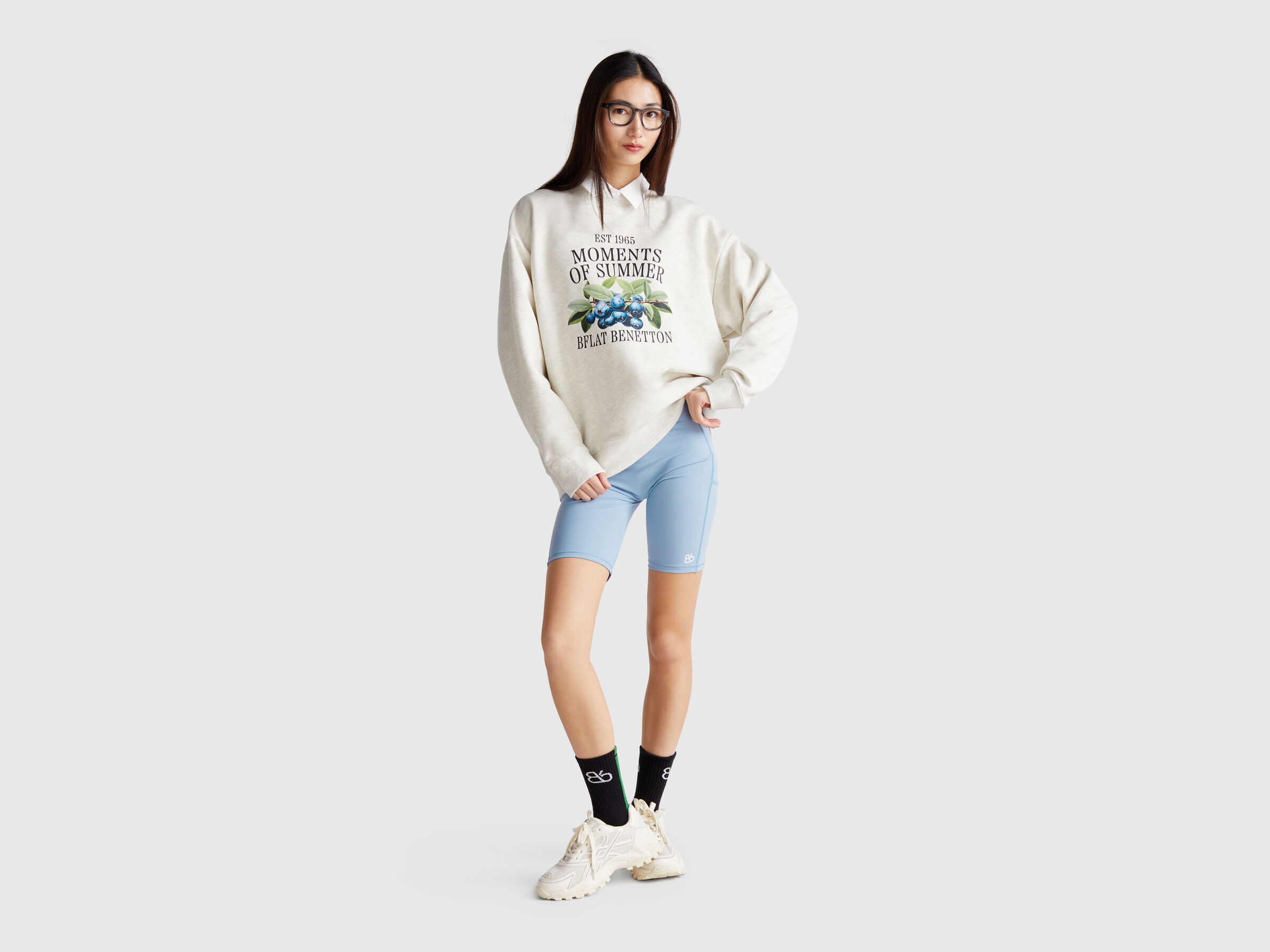 SHORTS Women image number 2