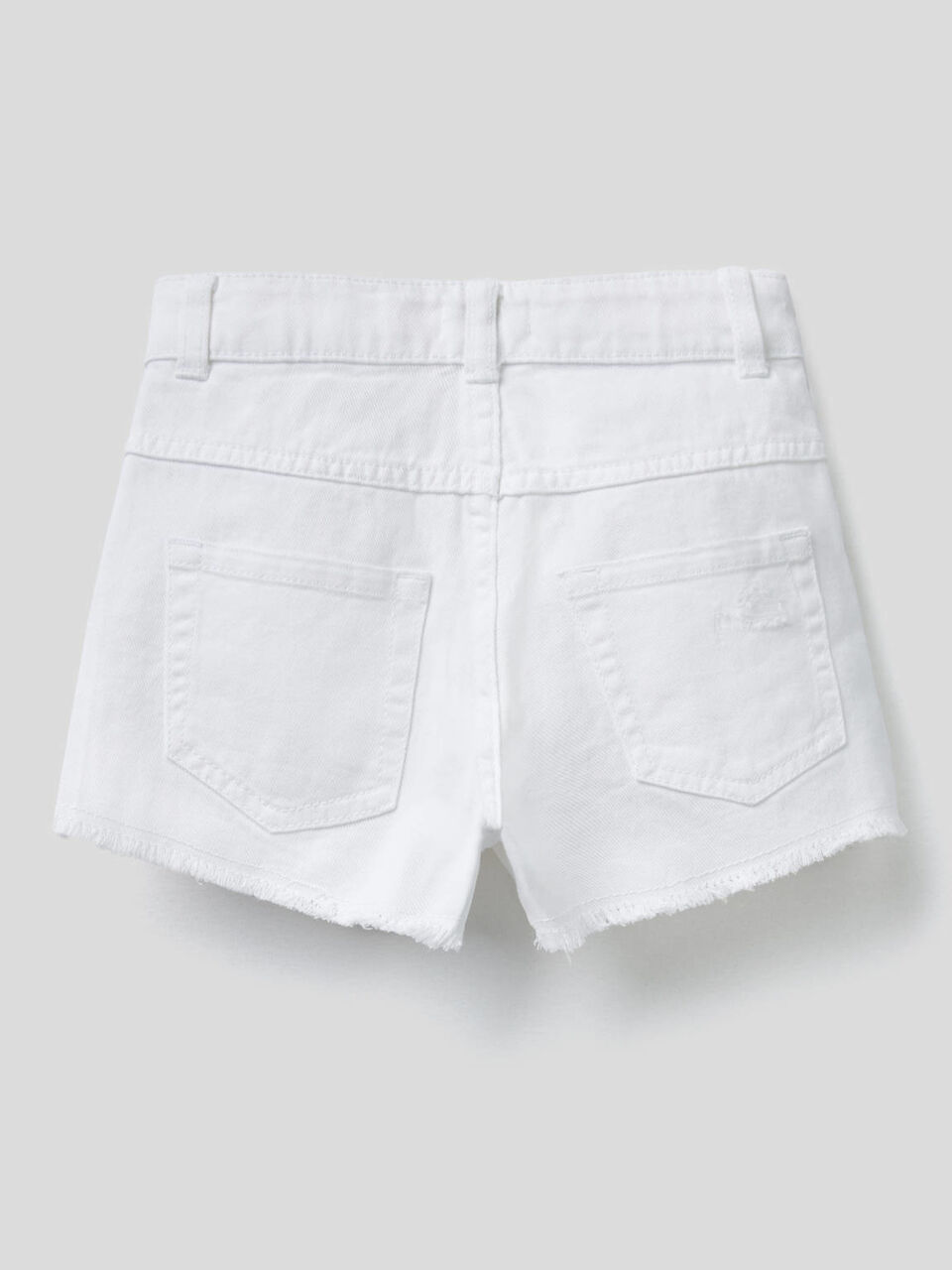 Short avec aspect usé image number 2