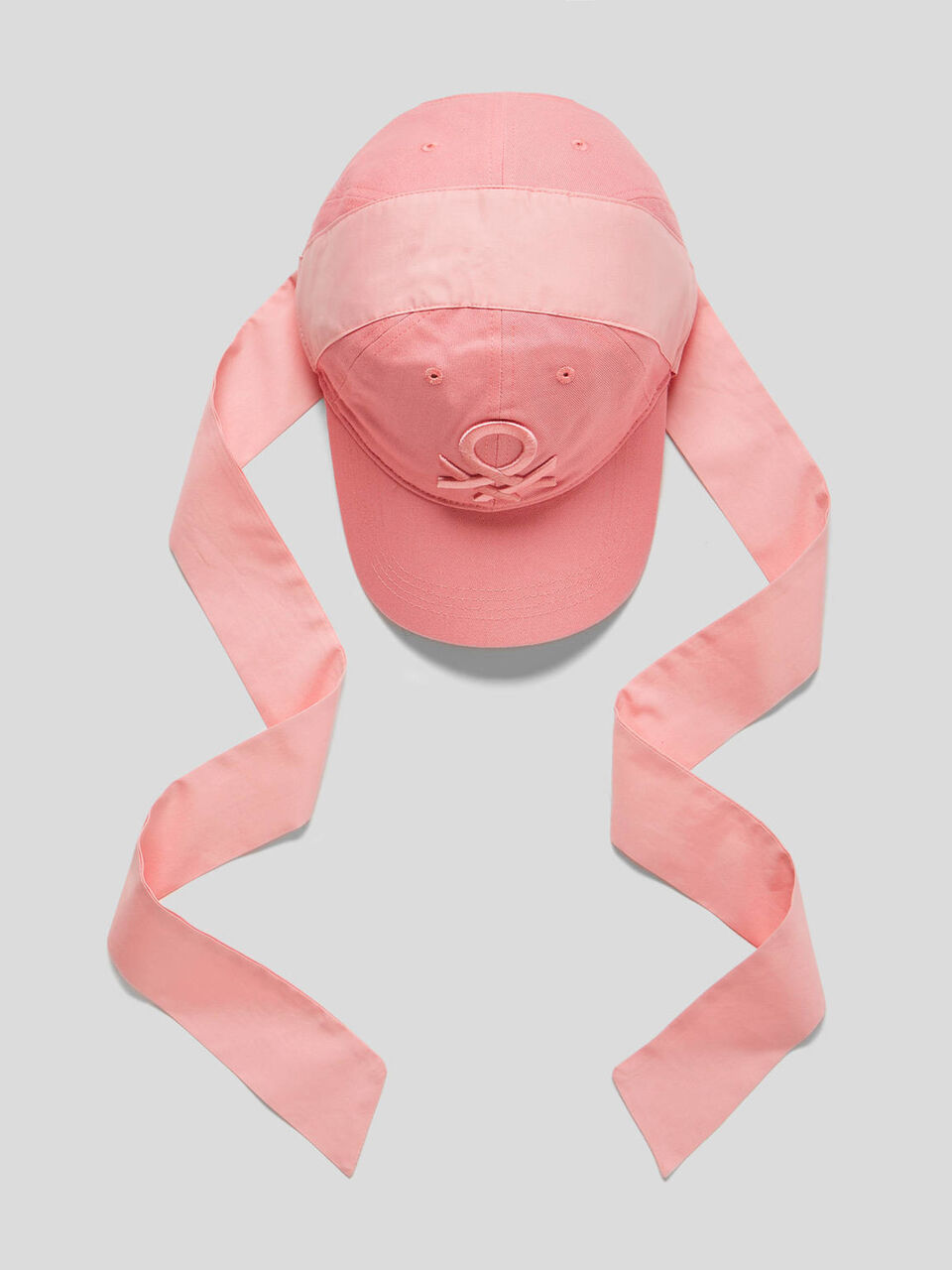 Casquette avec noeud image number 1