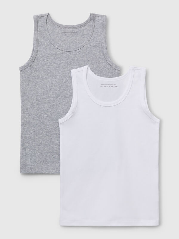 Zwei Tanktops aus Bio-Baumwolle mit Stretch Jungen