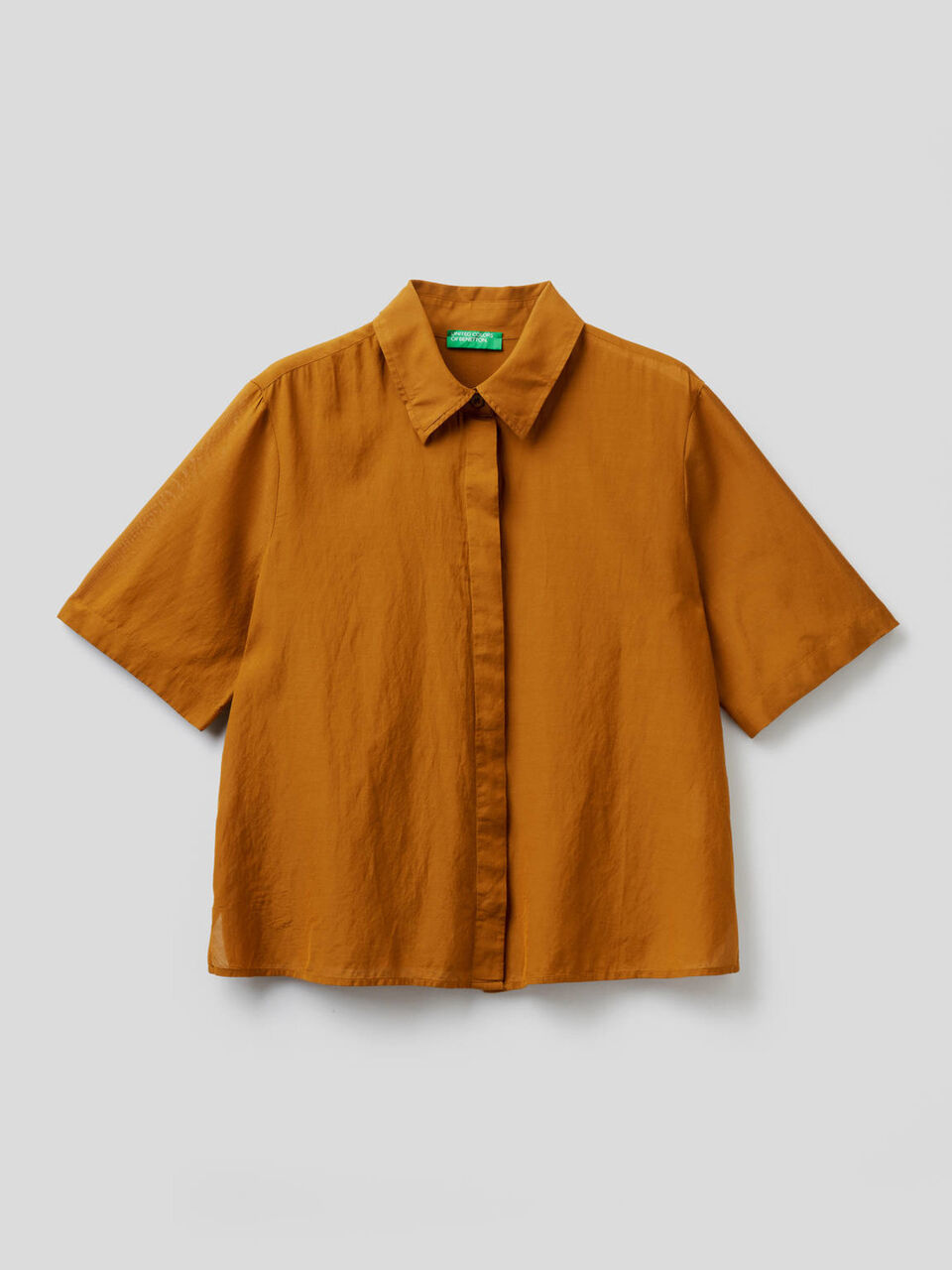 Chemise légère à manches courtes image number 1