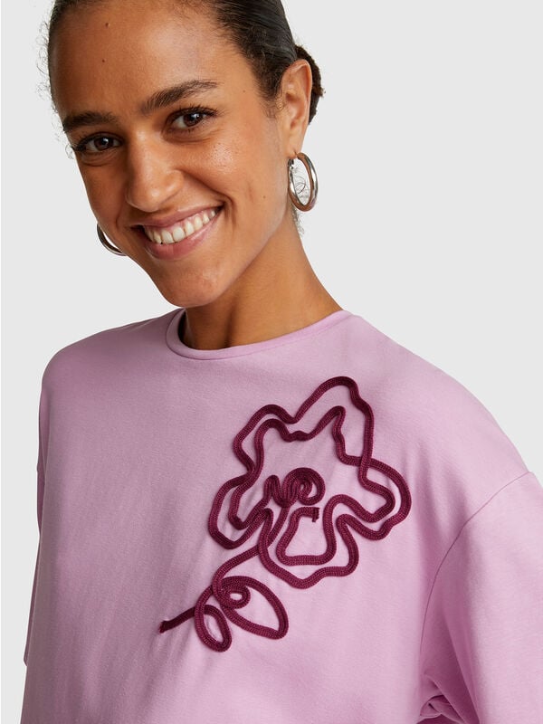 T-Shirt im Boxy Fit mit Applikation Damen