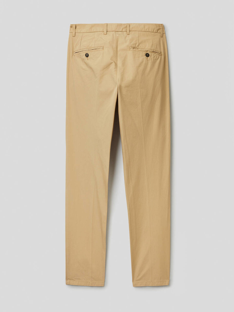 Chino coupe slim en coton léger image number 2