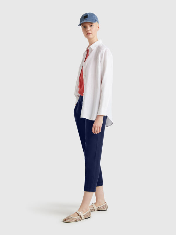 Pantaloni cropped in 100% lino Donna