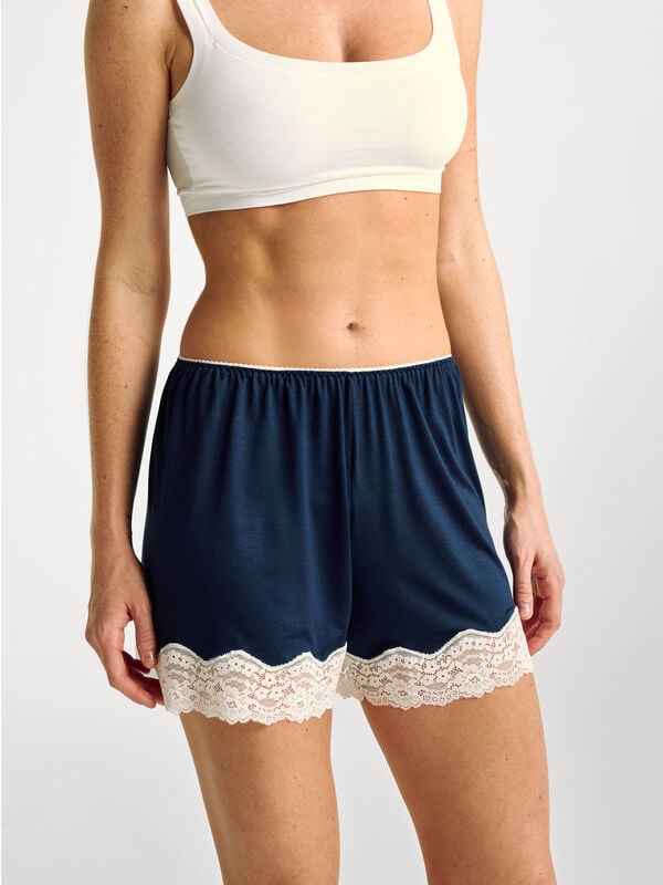 Short fluide avec dentelle Femme