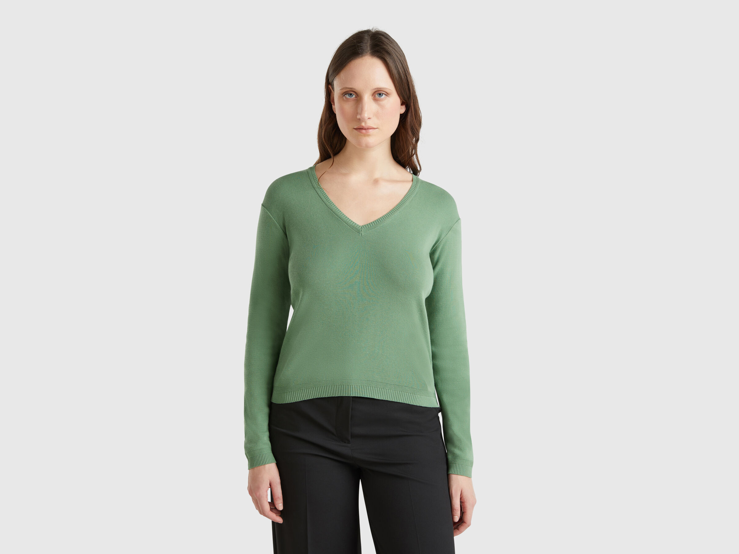 MAGLIA SCOLLO V M/L Donna image number 0