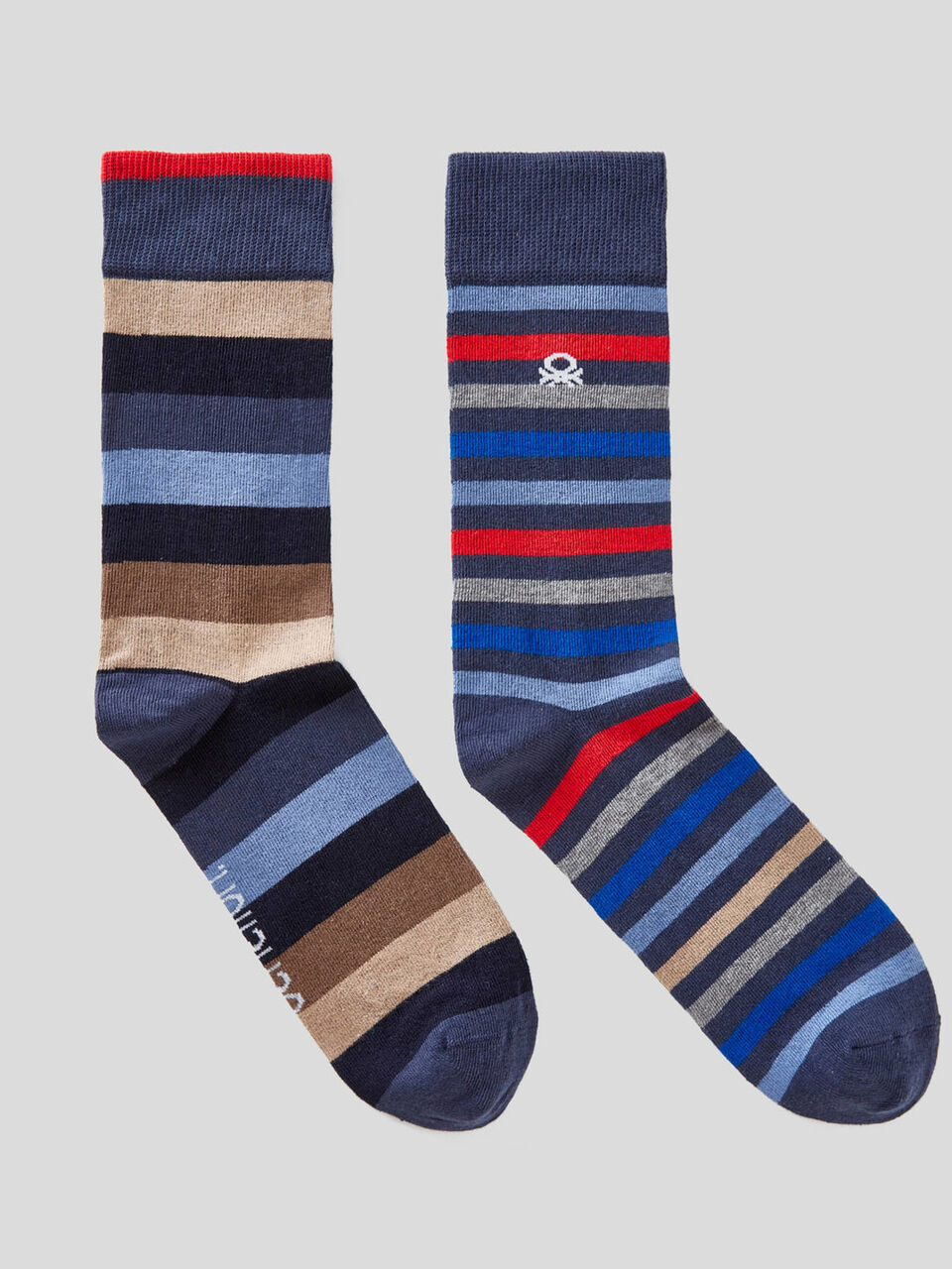 Deux paires de chaussettes à motif image number 1