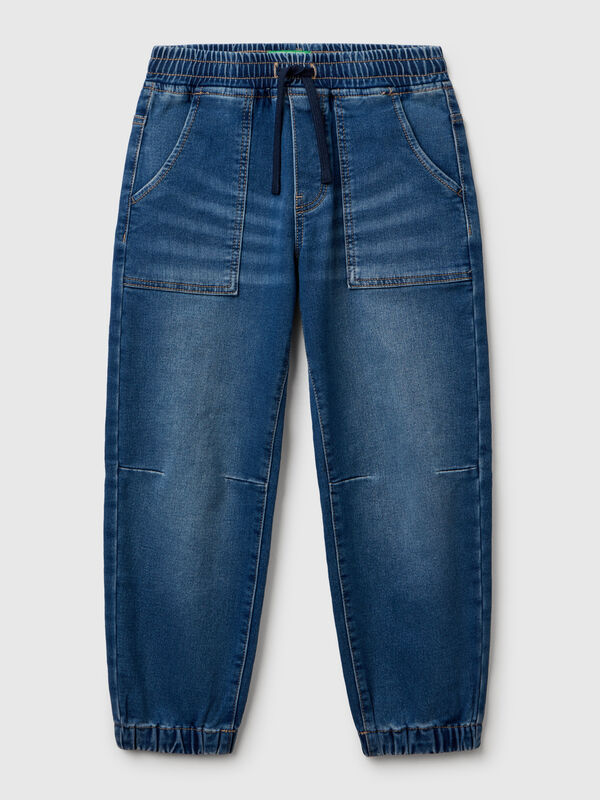 Le jogger en jean Garçon