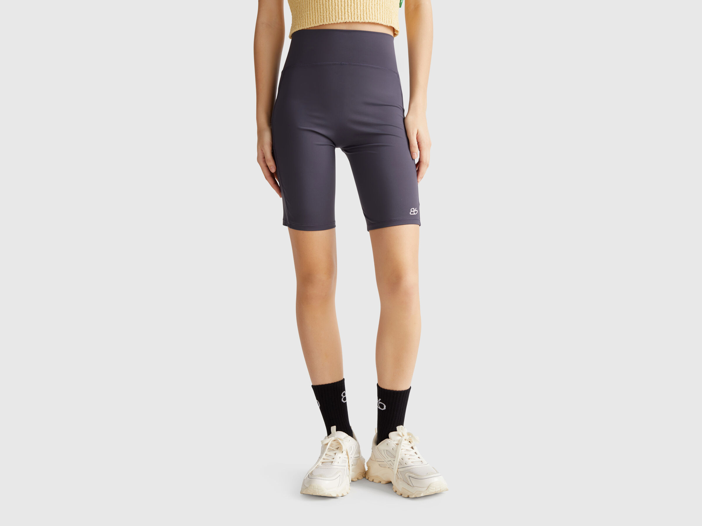 SHORTS Women image number 0