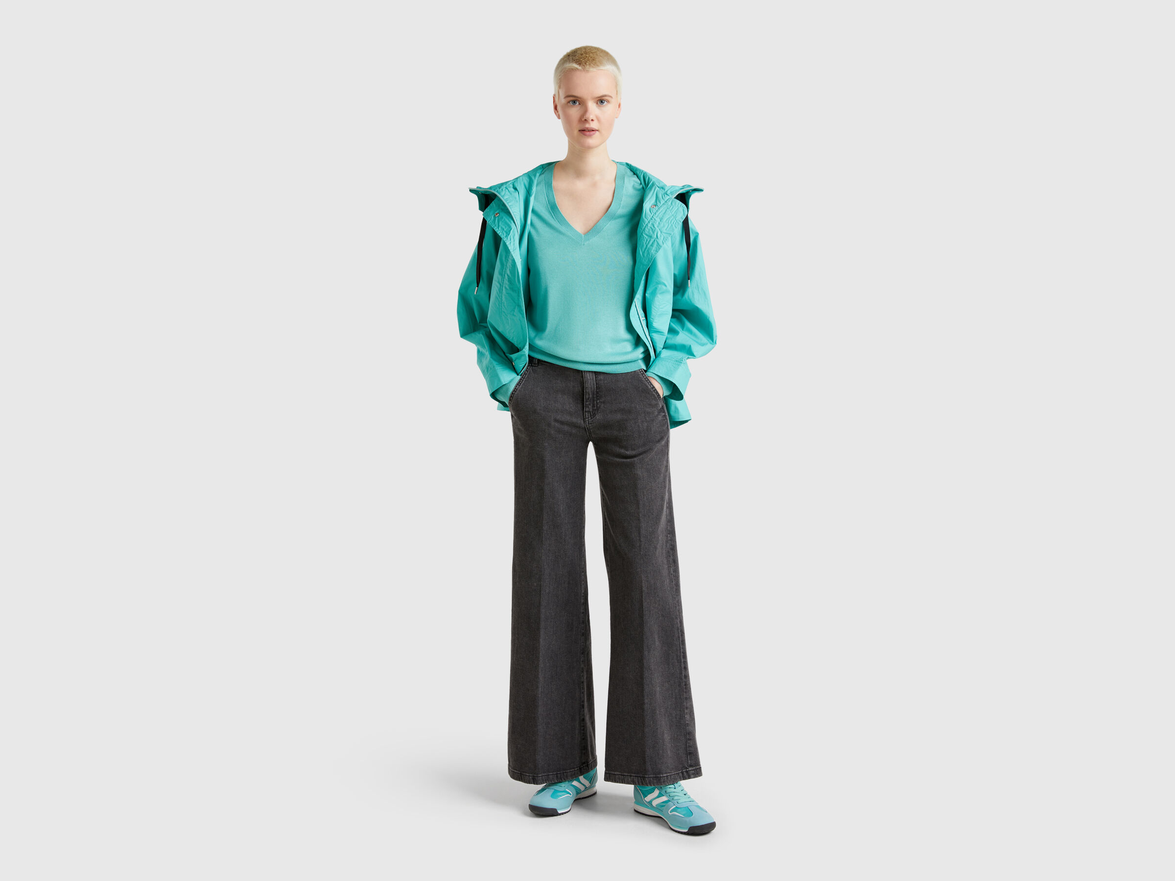 MAGLIA SCOLLO V M/L Donna image number 2