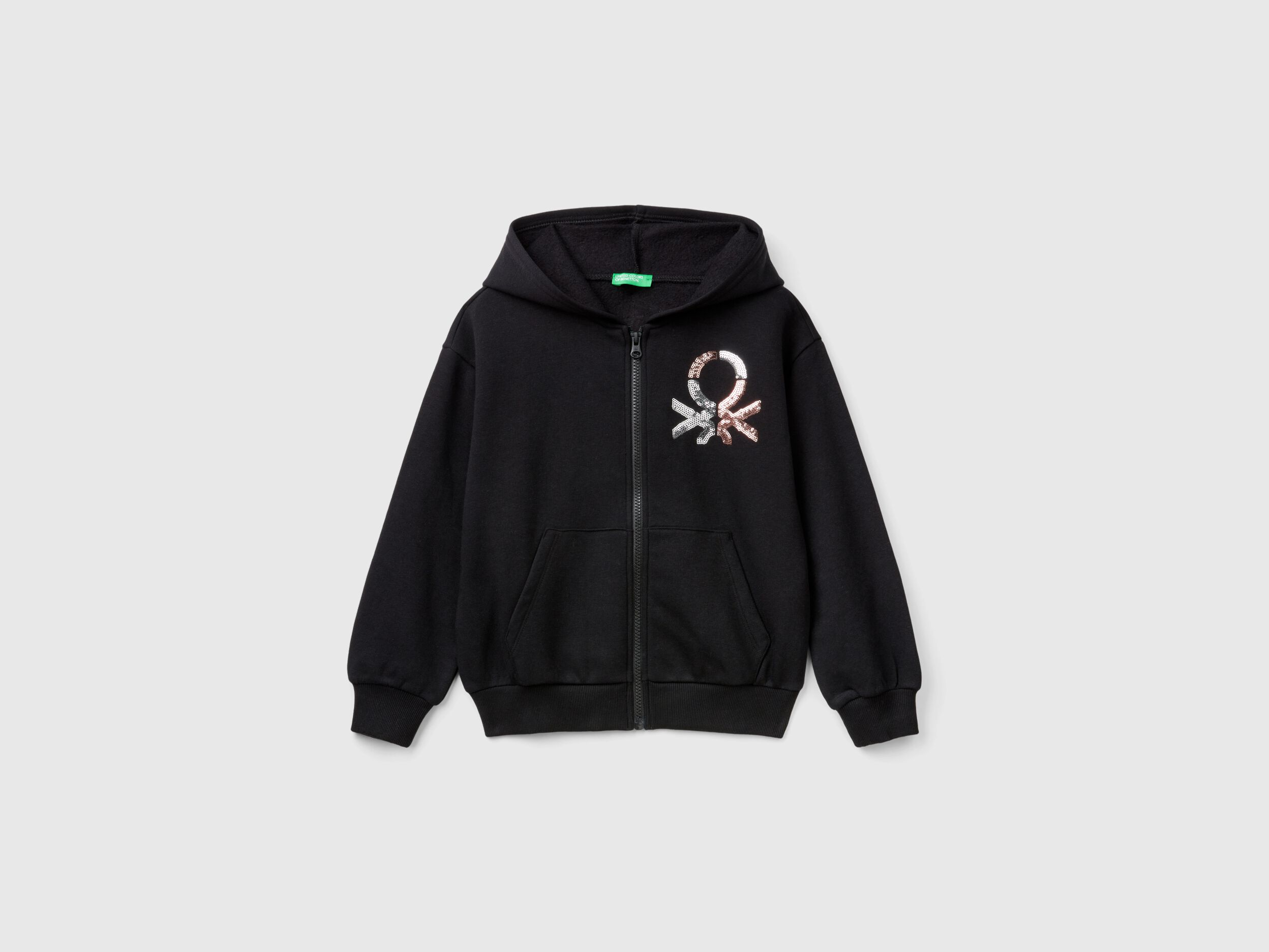 Junior Girls Sweatshirts and Tracksuits Collection 2024 Benetton