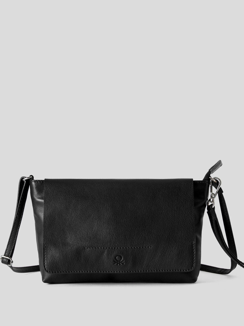 Versatile bag in genuine leather image number 1