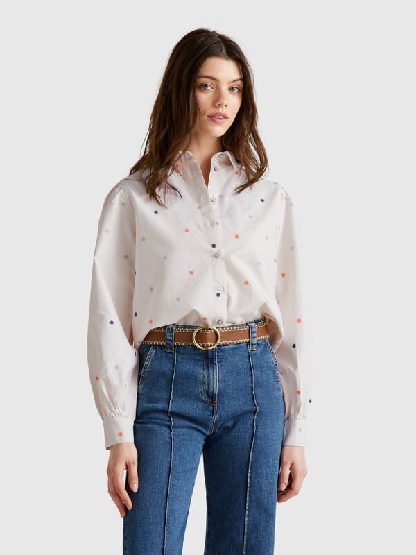 Shirt with flower embroidery Women