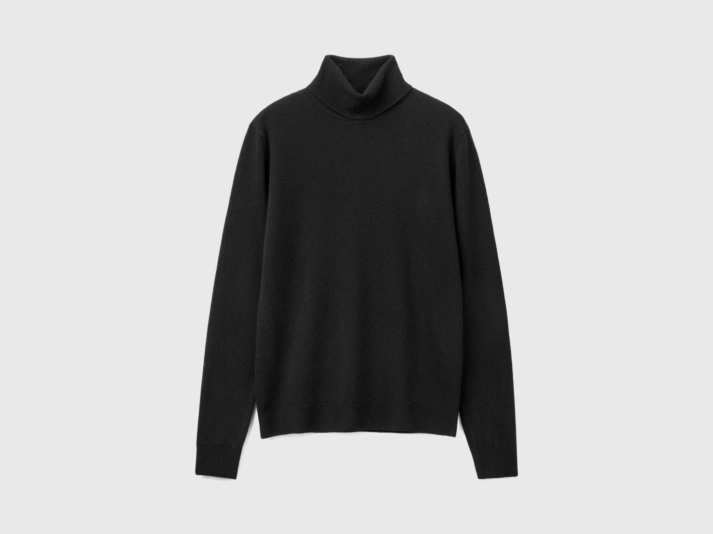 Nice black turtleneck outlet