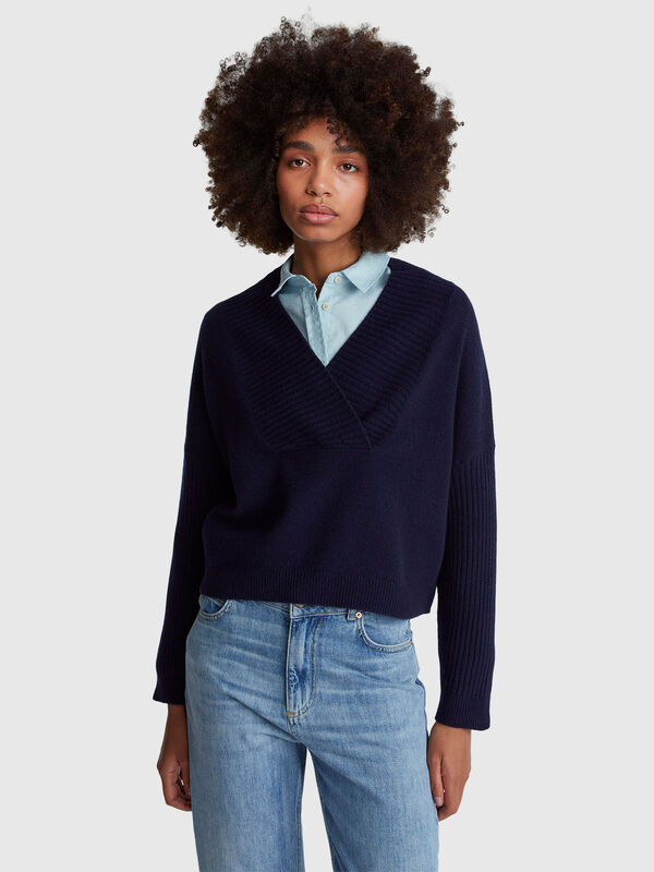 Pullover mit V-Ausschnitt und kastiger Passform Damen