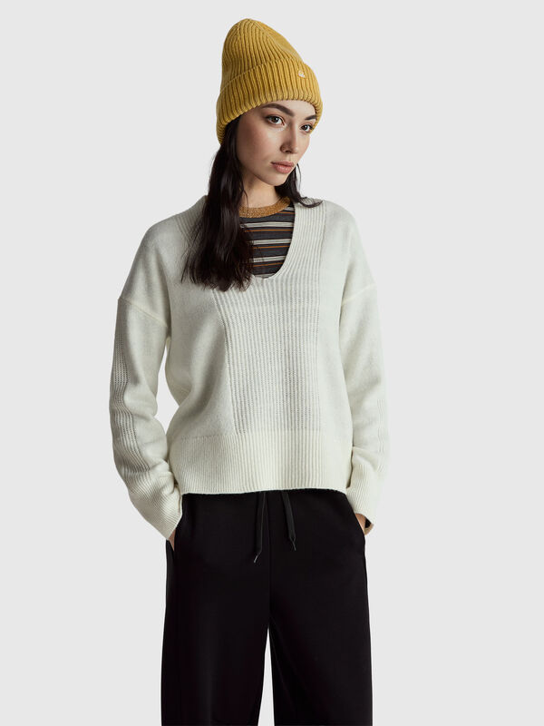 Pullover mit V-Ausschnitt aus 100 % Wolle Damen