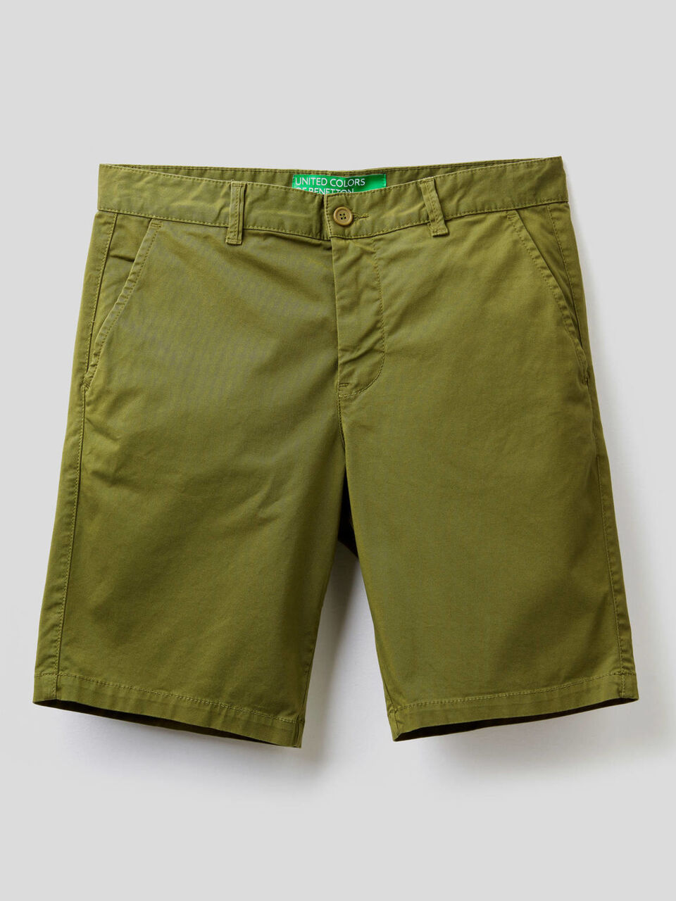 Chino bermudas in stretch cotton image number 1