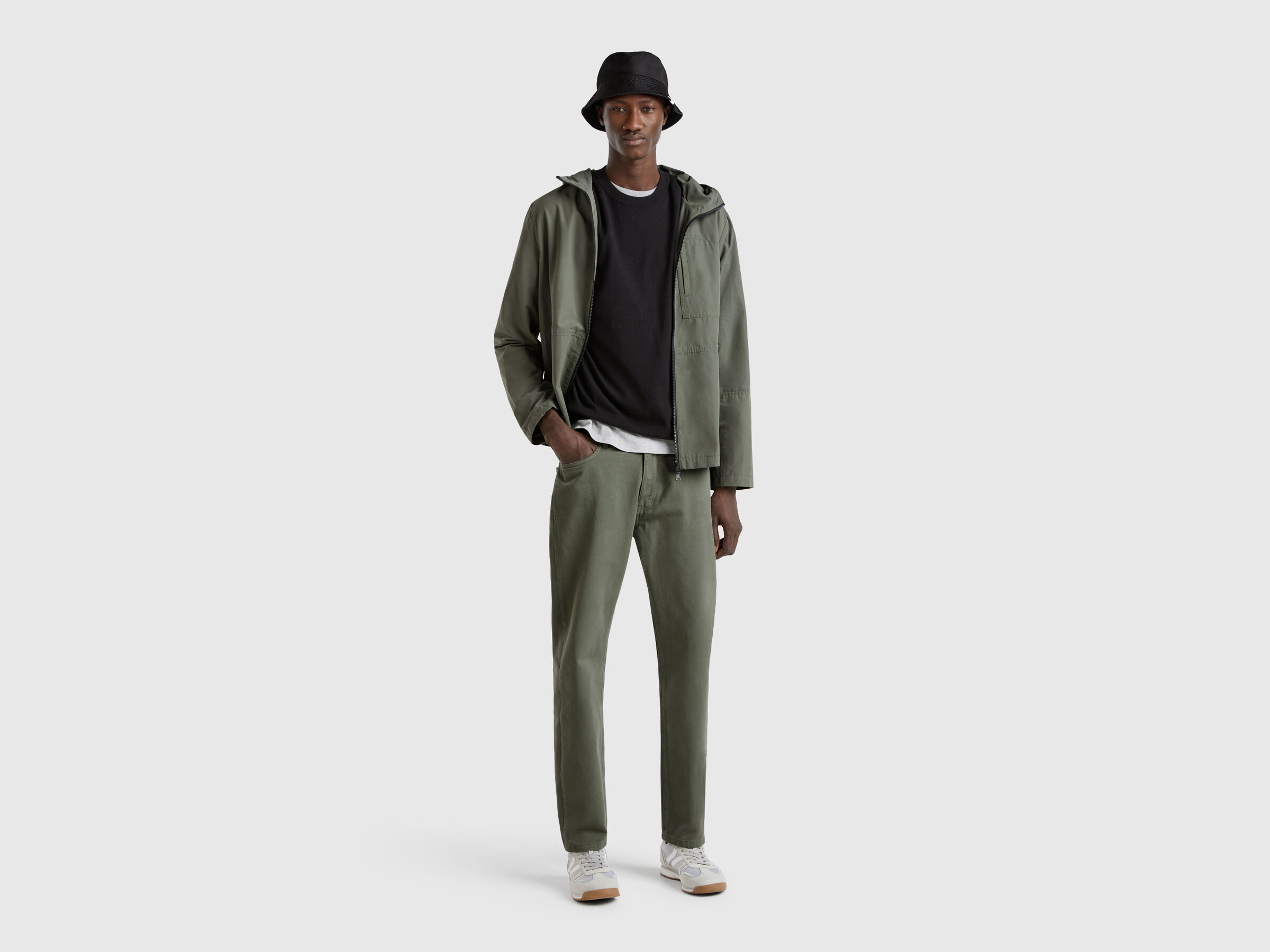 TROUSERS Homme image number 2