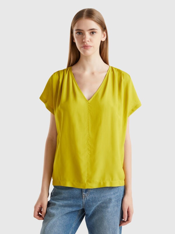 Flowy short sleeve blouse Women