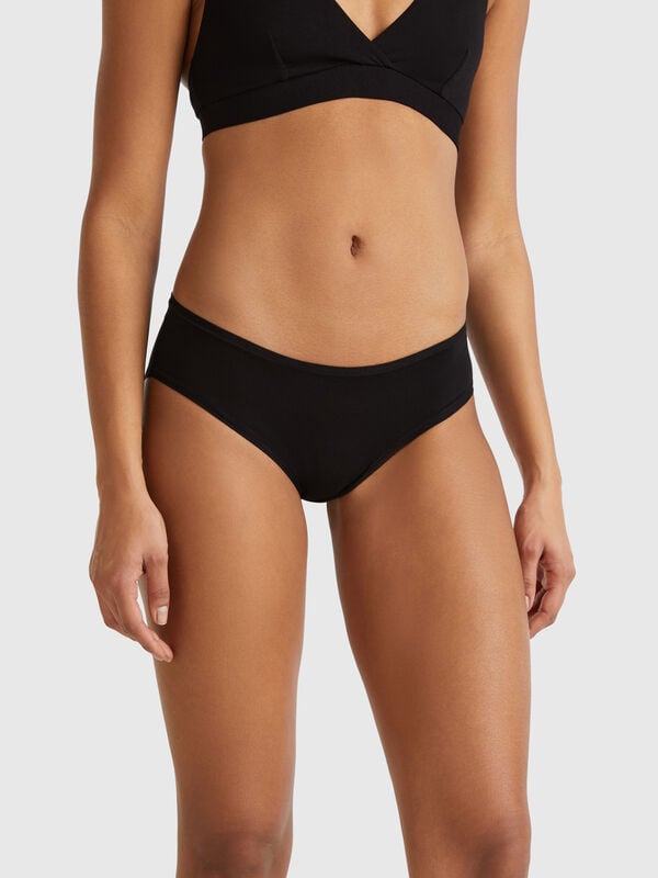 Underwear in super stretch cotton. Women