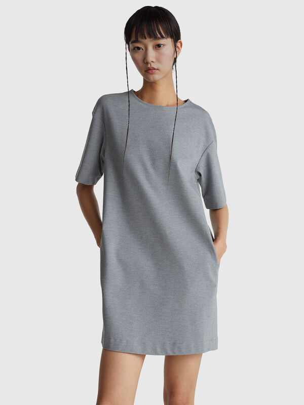 Weiches Kleid aus elastischer Viskosemischung Damen