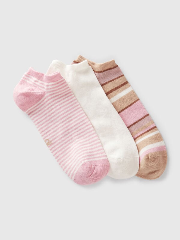 Trois paires de chaussettes en coton mélangé extensible