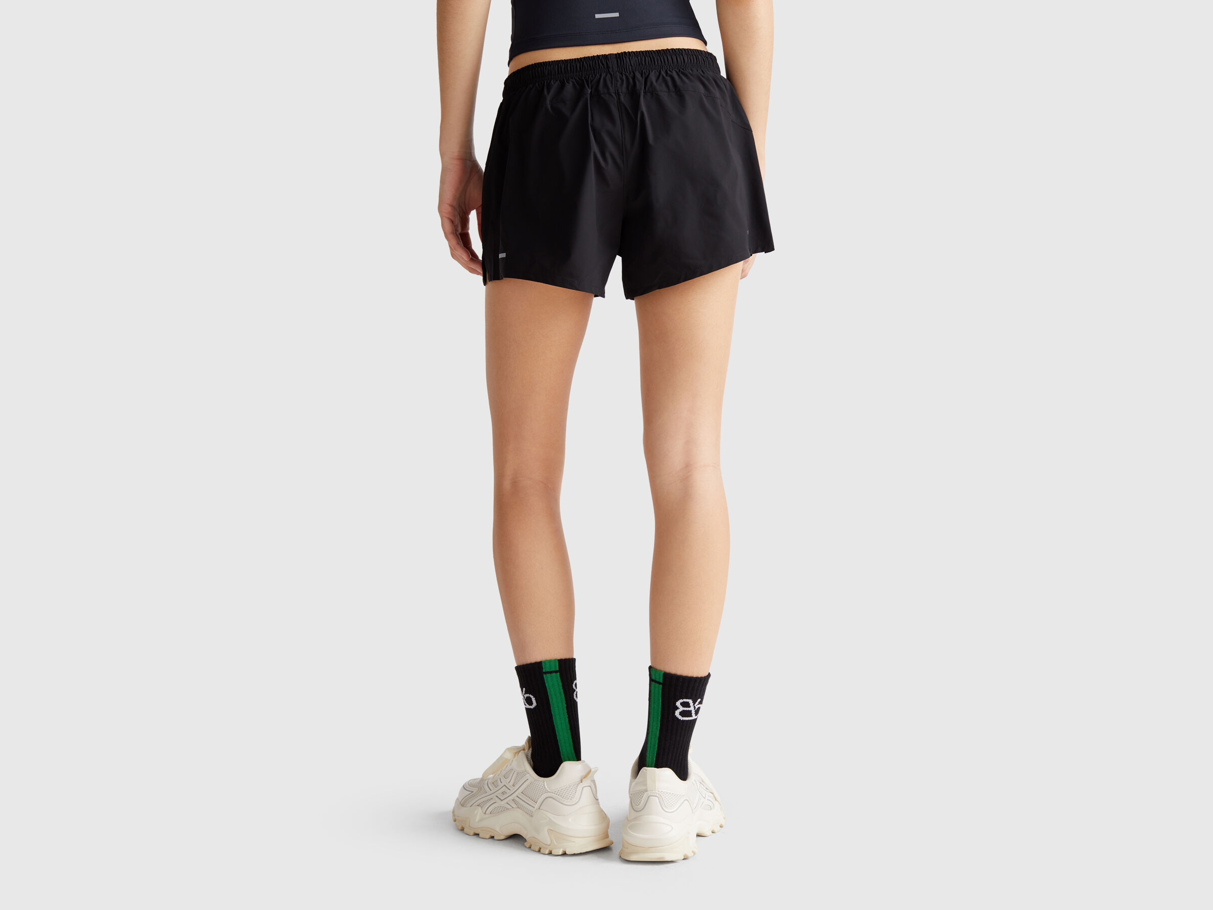 SHORTS Damen image number 1