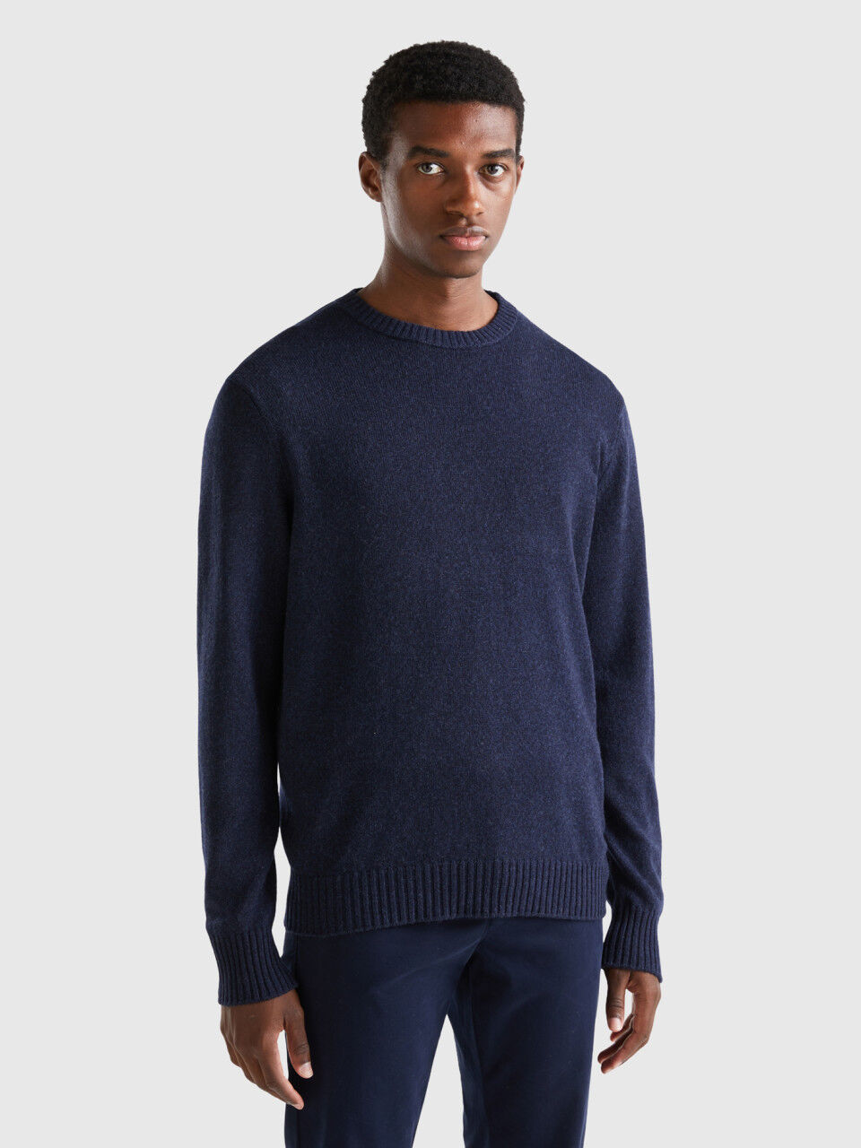 Navy blue discount cashmere sweater mens