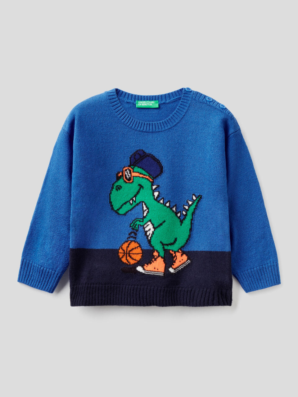 Sweater with inlaid design image number 1